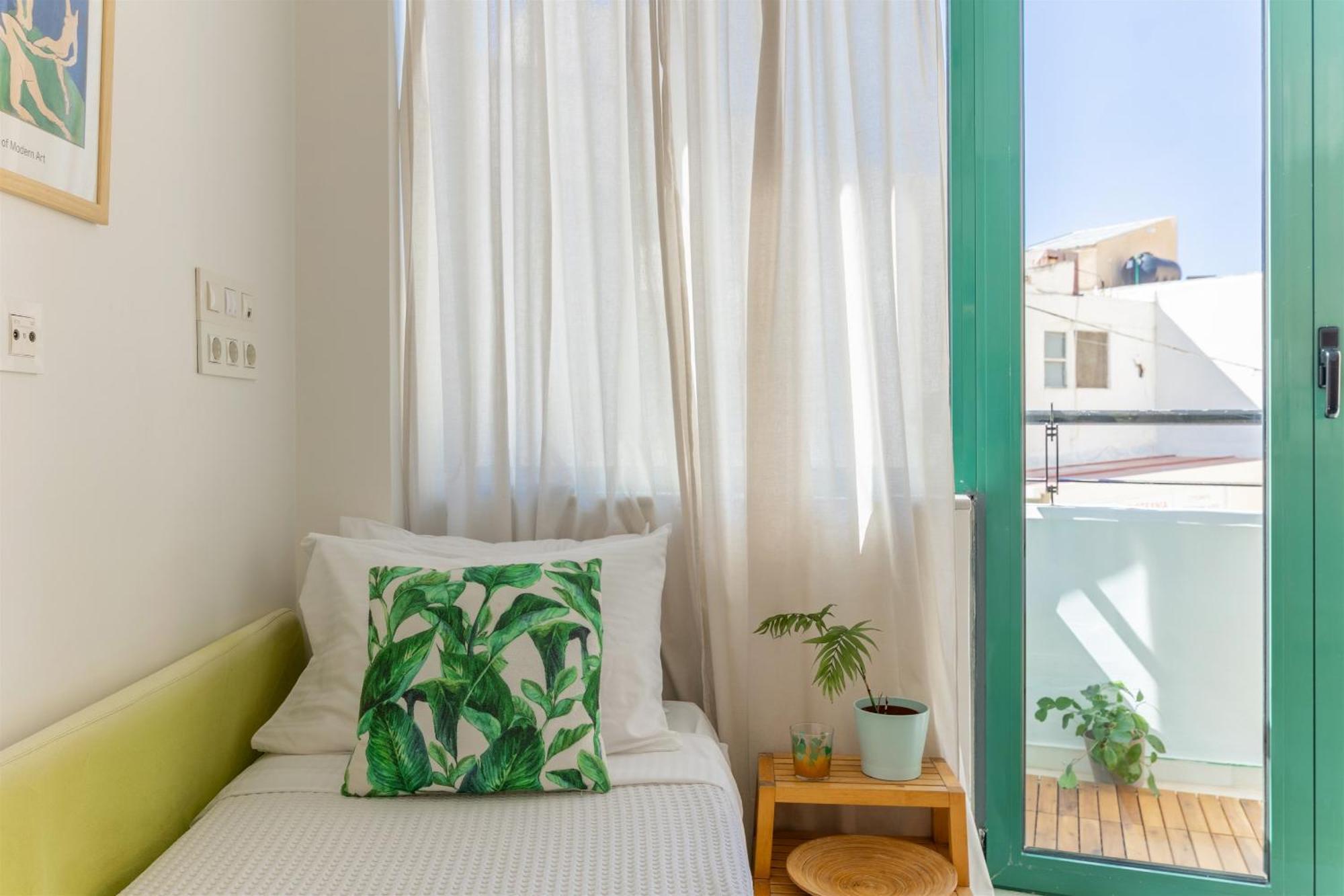 Theseus Zen Luxury Suite - Natural Living Ираклион Экстерьер фото